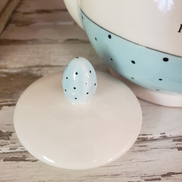 Rae Dunn tea pot - Picture 2 of 4